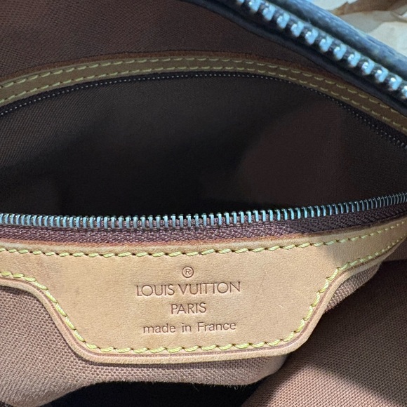 Authentic Louis Vuitton hippo mezzo monogram tote bag with certificate - Picture 9 of 14